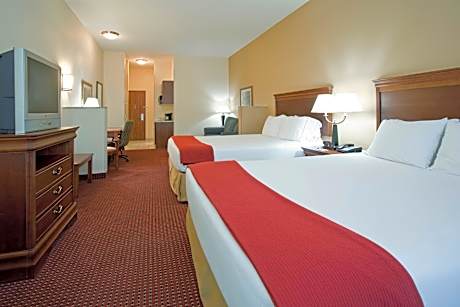 2 Queen Beds Standard Comm Access