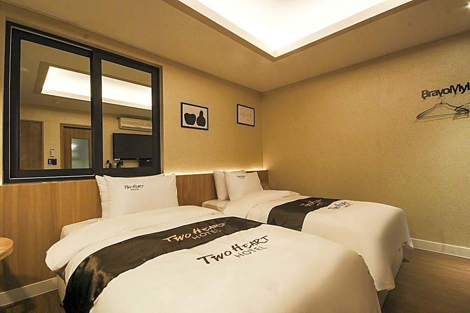 Two Heart Hotel