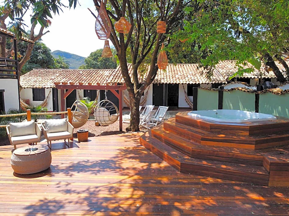 Pousada Entre Folhas