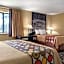 Super 8 by Wyndham Dyersville