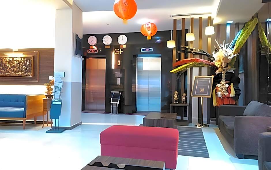 Gunawangsa Manyar Hotel