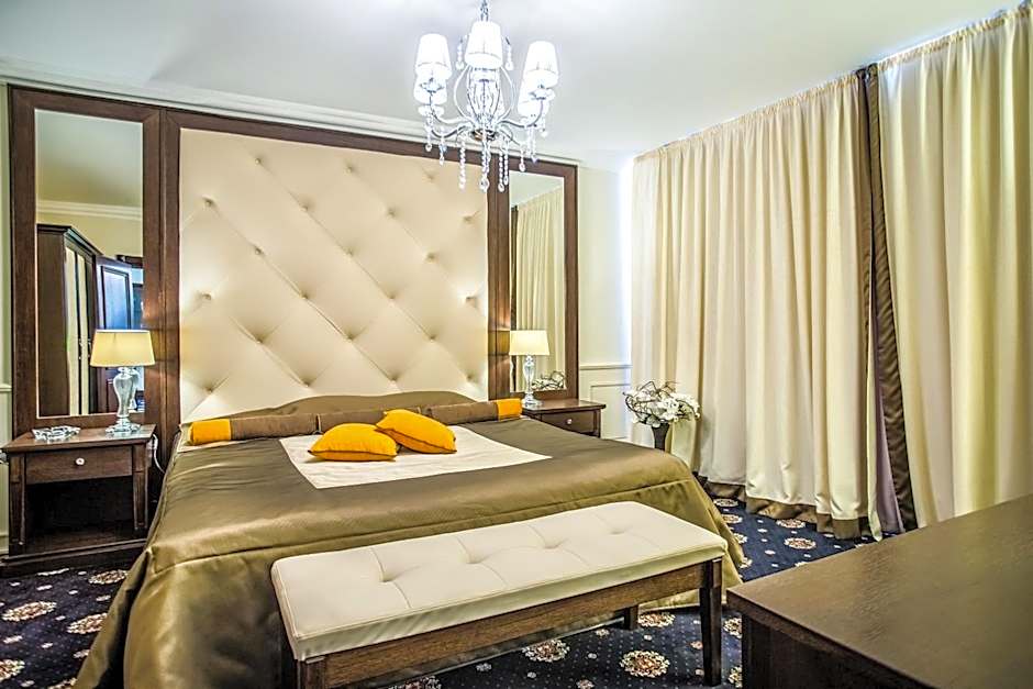 Hotel Palace Marina Dinevi