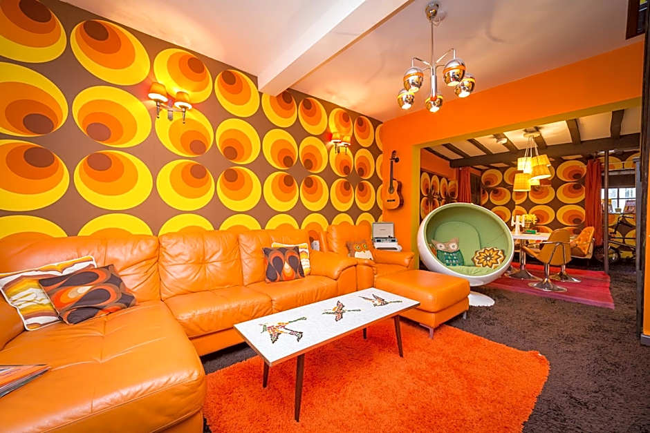 Trembling Madness Apartments