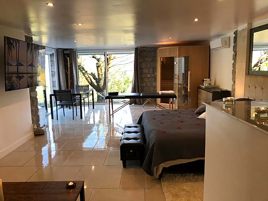 Love Room Villa Charlene