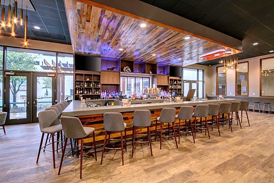 Marriott Dallas Allen Hotel & Convention Center