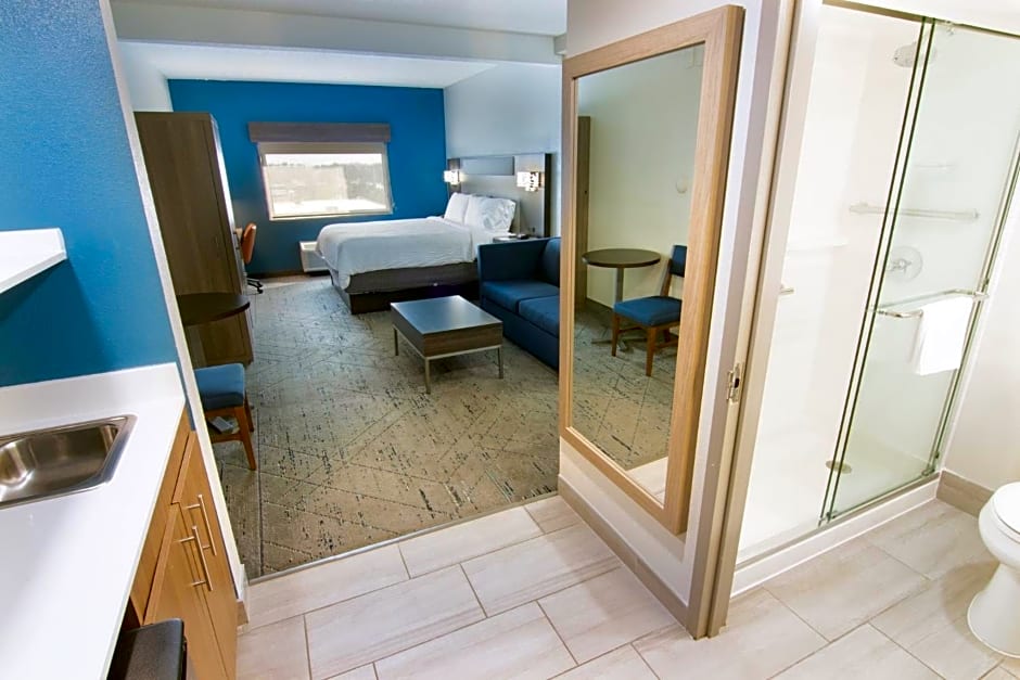Holiday Inn Express and Suites Fort Lauderdale Airport West By IHG