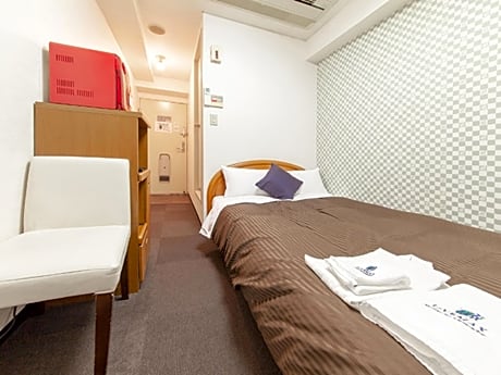 Double Room with Small Double Bed - Smoking