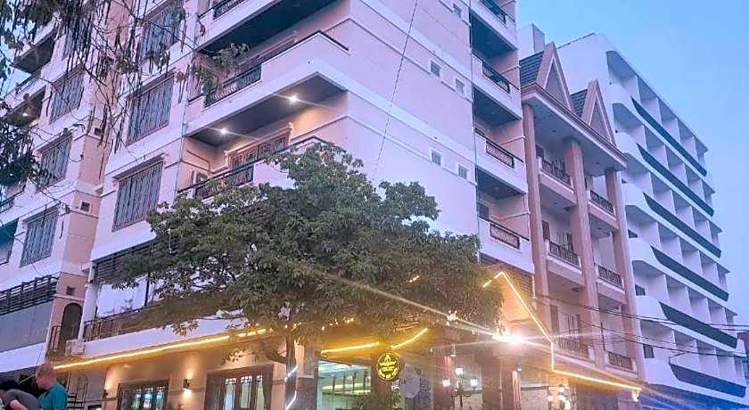 Vientiane Luxury Hotel