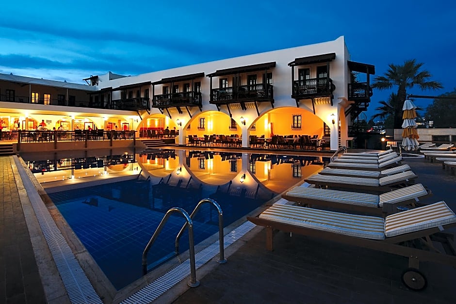 Costa Bitezhan Hotel - All Inclusive
