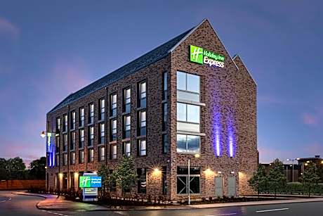 Holiday Inn Express - Cambridge West - Cambourne By IHG