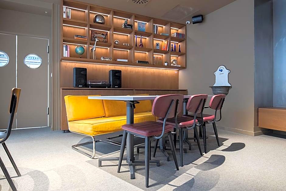Maverick Athenaeum
