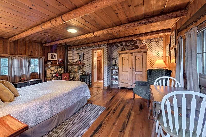 The Davies Family Inn