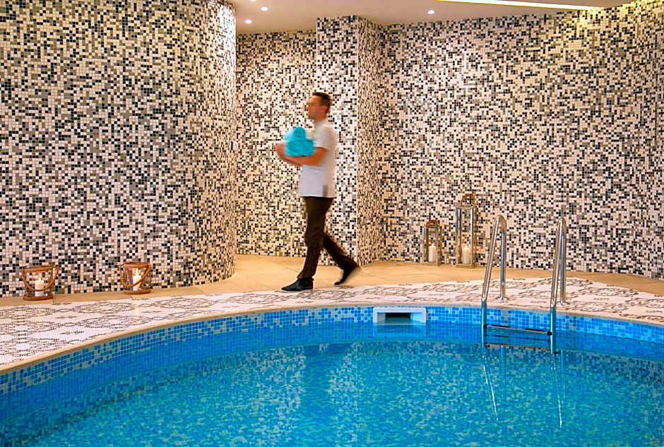 Vangelis Hotel & Suites