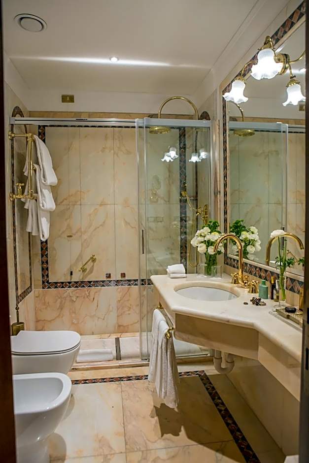 Due Torri Hotel