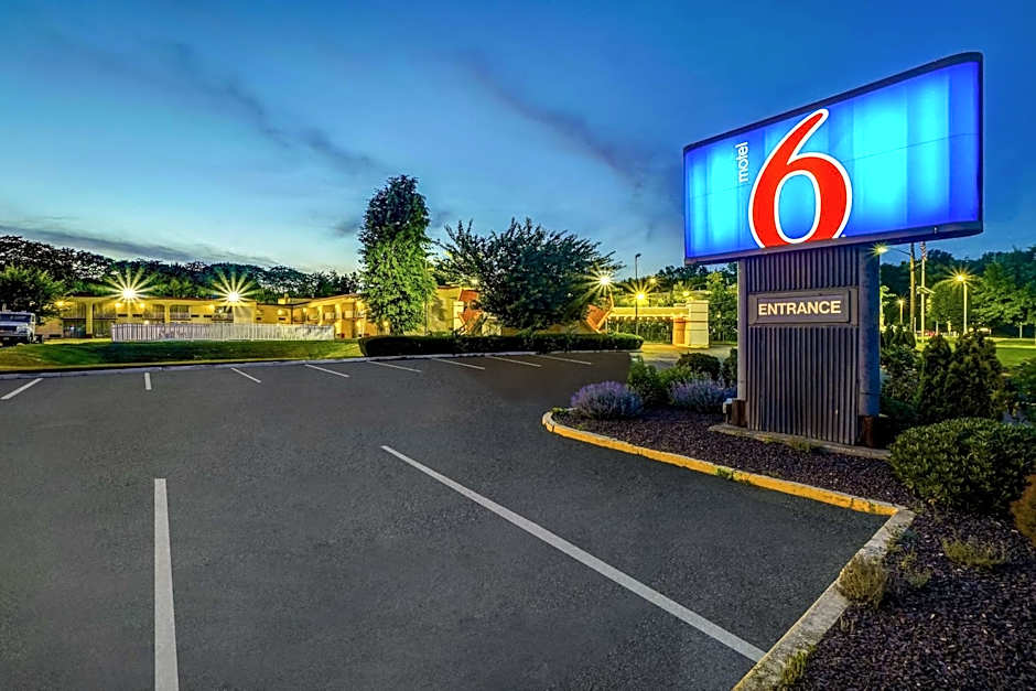 Motel 6-Lawrenceville, NJ