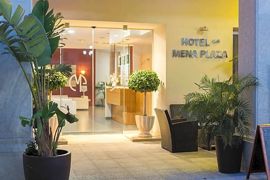 Mena Plaza