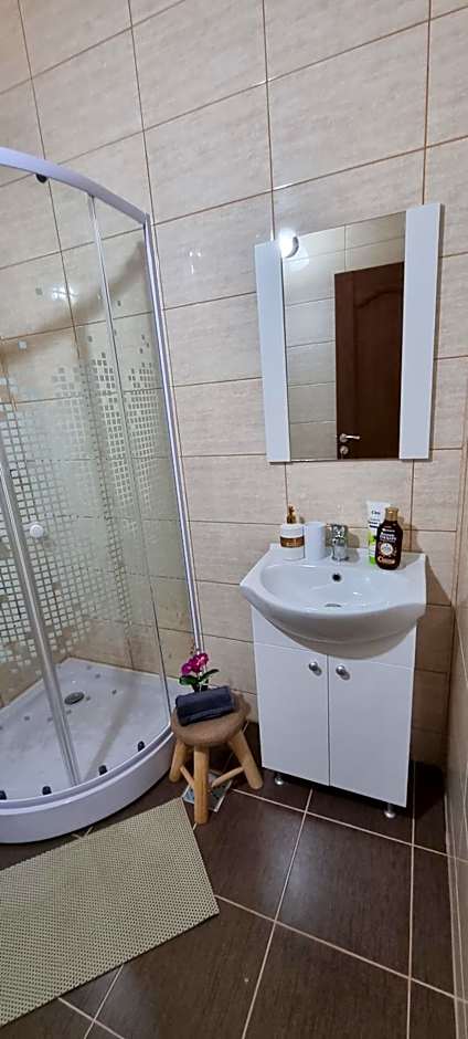 Happy Mood Apartments