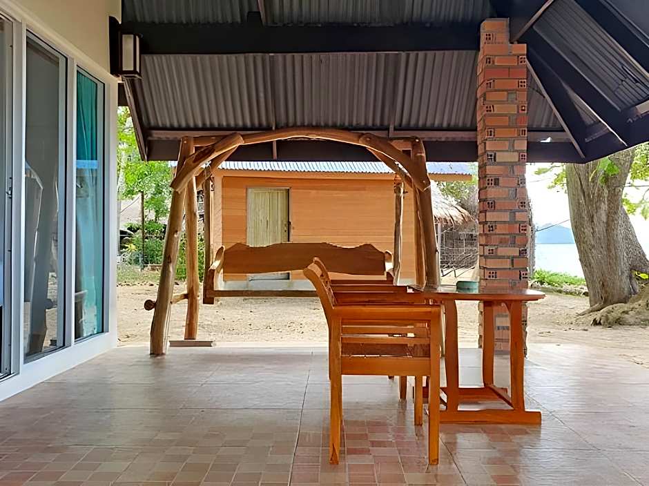 Koh Jum Delight Beach