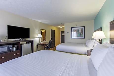 Standard Room with Two Queen Beds