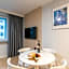 Q17 Apartments Rynek
