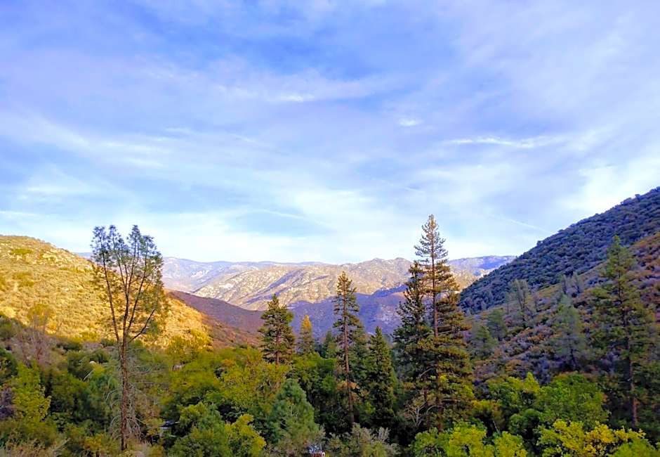 Quiet Mind Lodge, Spa & Retreat Sequoias