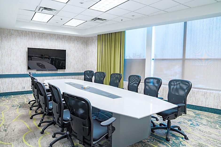 Coast Hotel & Convention Centre