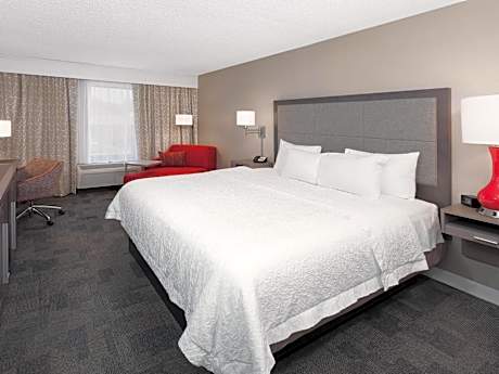 1 KING MOBILITY ACCESS ROLL IN SHOWER NOSMOK