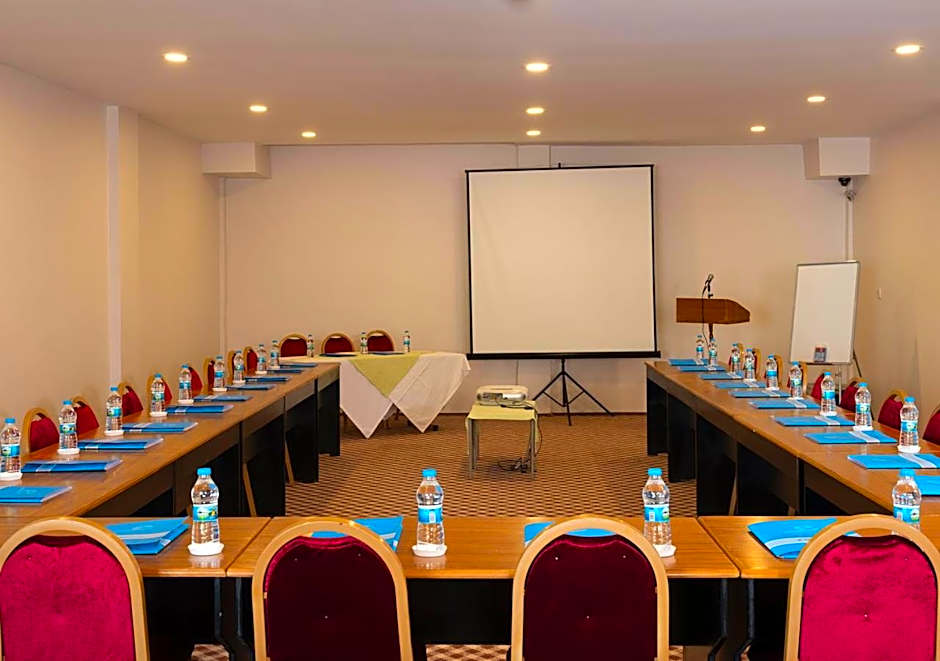 Assos Eden Gardens Hotel