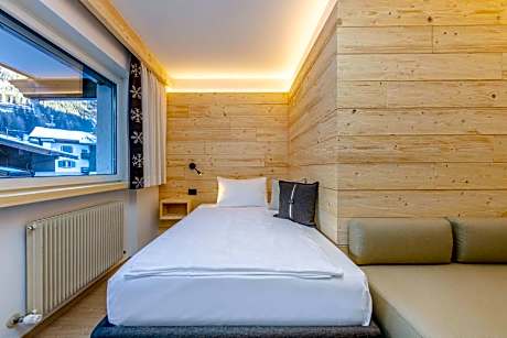 Single Room with Balcony