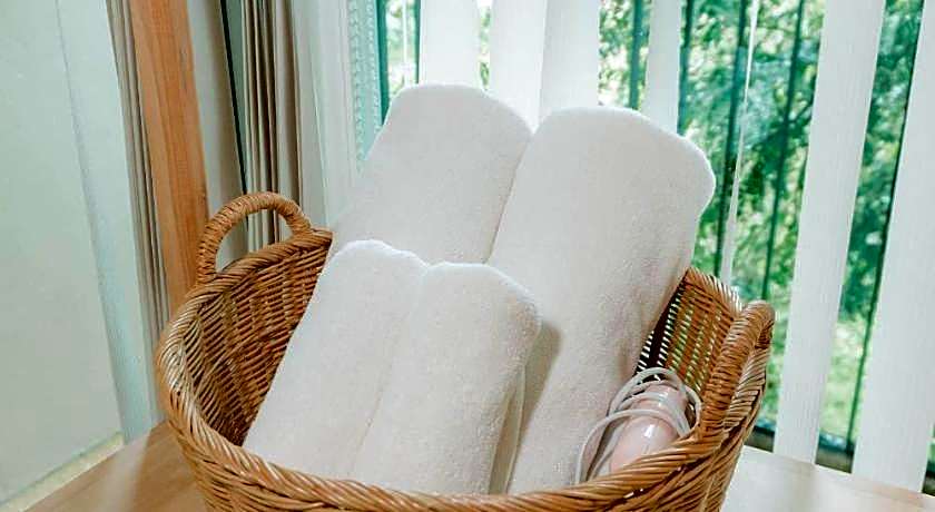 Shanti-Retreat Hotel