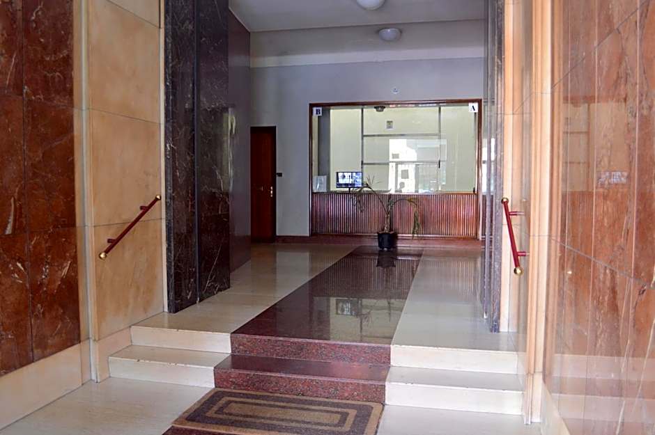 Check-Inn Rooms