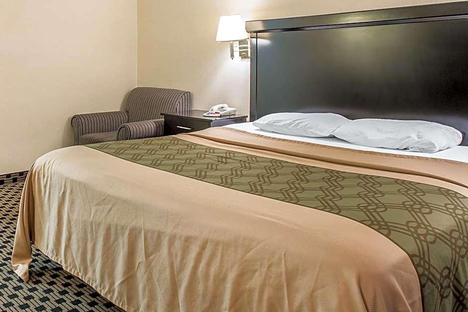 Econo Lodge West Haven