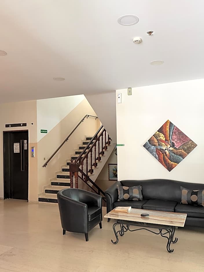 Paradise Hotel