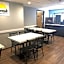 Days Inn by Wyndham Grove City Columbus South