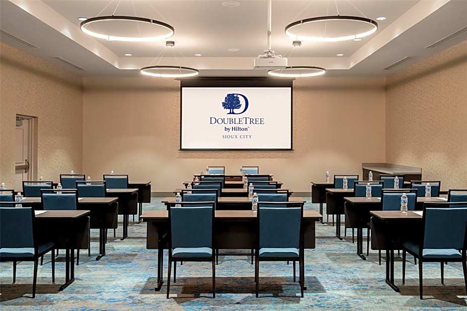 DoubleTree by Hilton Sioux City, IA