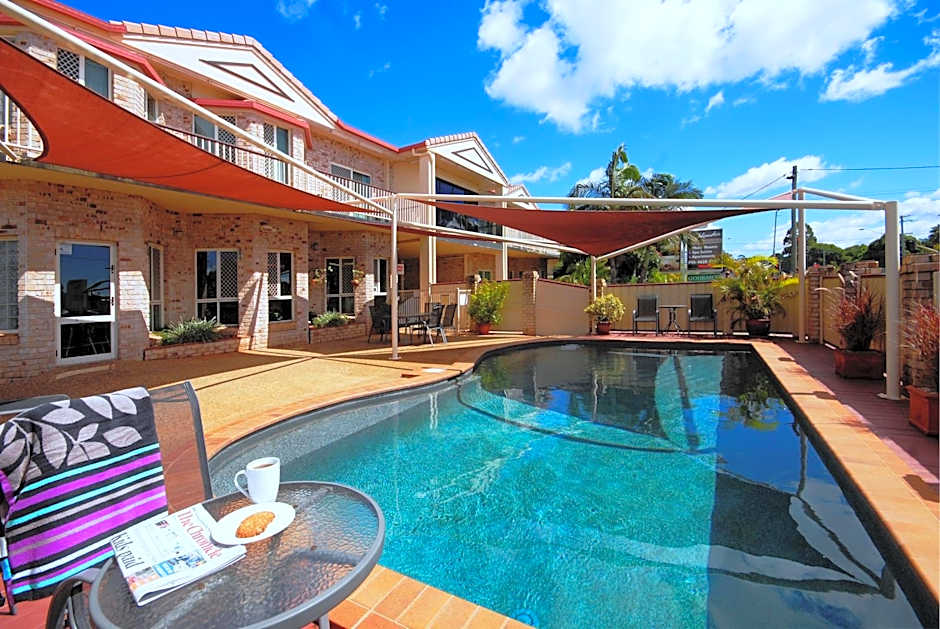 Highlander Motor Inn