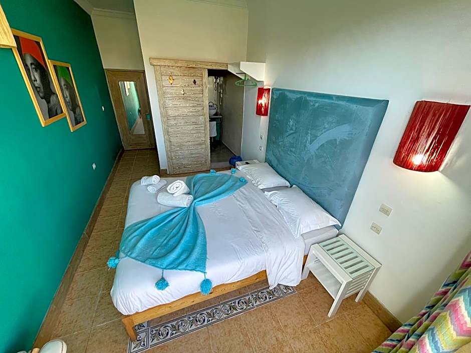 Mama Souiri Hotel