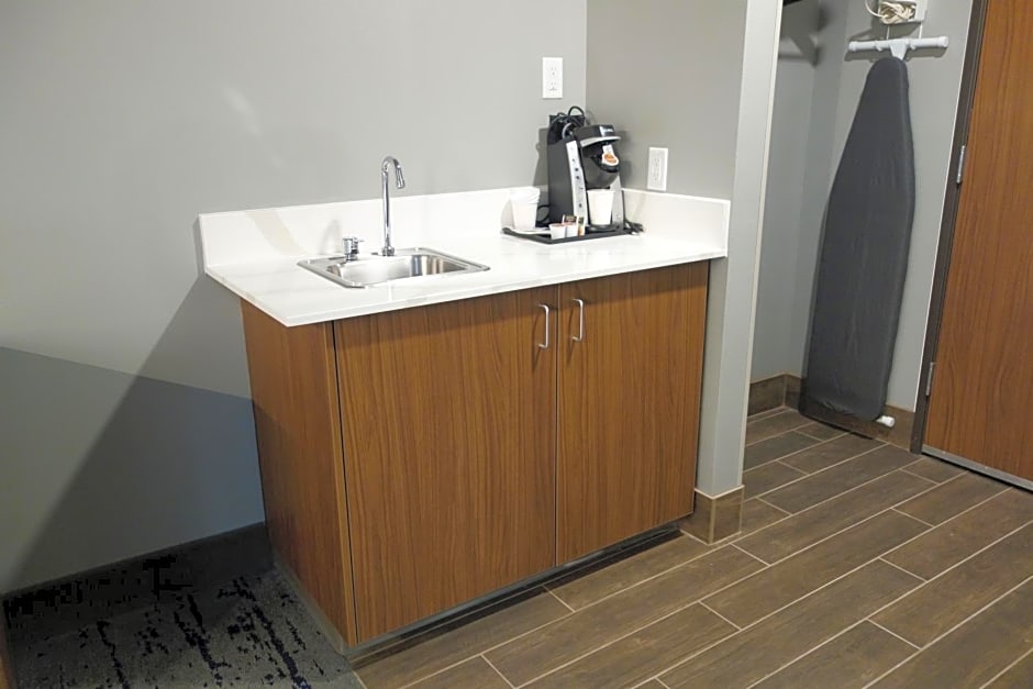 La Quinta Inn & Suites by Wyndham Springfield