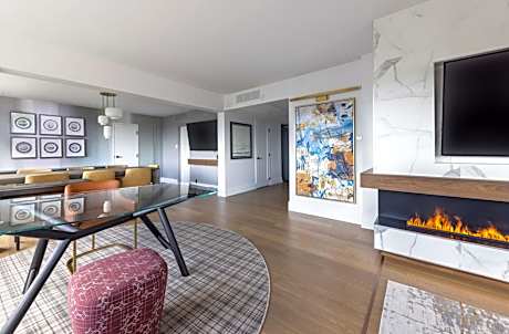 Hilton Signature Panoramique Suite