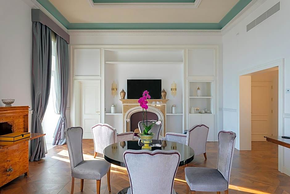 Grand Hotel Des Etrangers