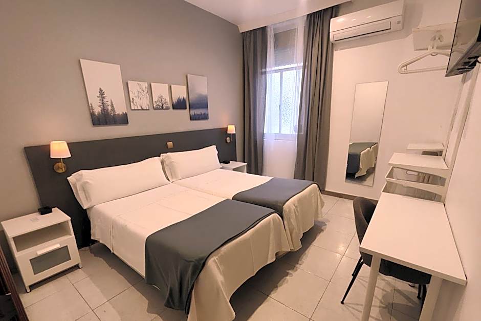 Hostal Cervantes