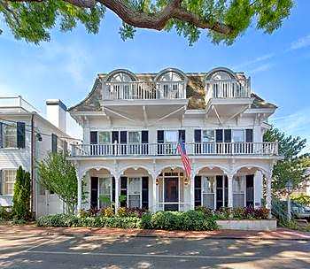 The Christopher, The Edgartown Collection