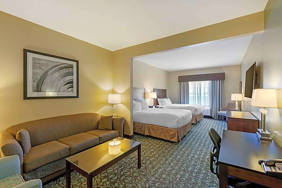 Best Western Plus Walkerton East Ridge Hotel