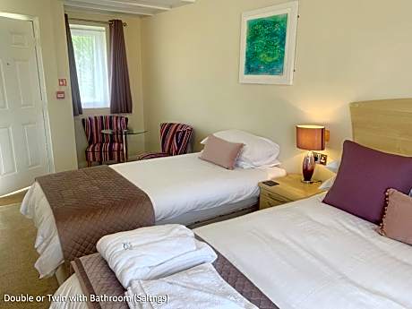 Double or Twin Room with Bathroom