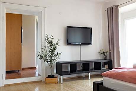 One-Bedroom Apartment with Balcony