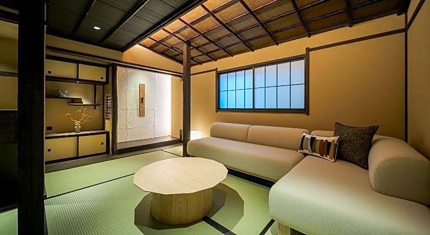 Nazuna Kyoto Higashi Honganji