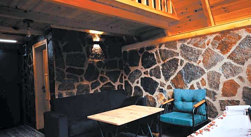 Golden Rose Bungalov