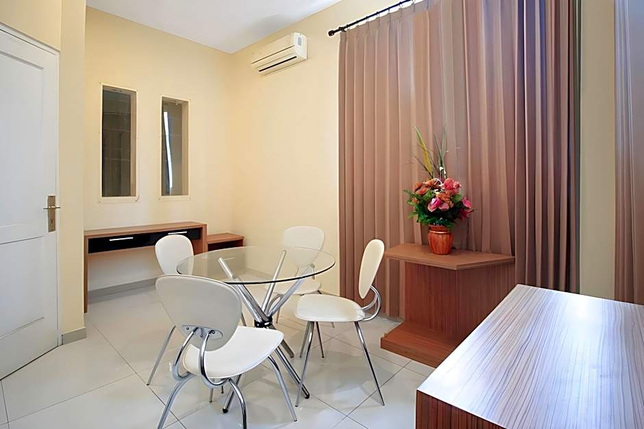 Capital O 175 K-60 Residence