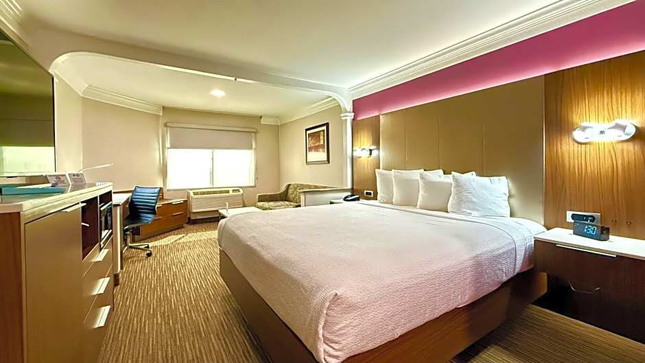 Best Western Plus Suites Hotel - Los Angeles LAX Airport