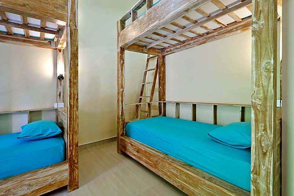 Lembongan Hostel